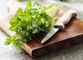 Pija e cila qetëson inflamacionet dhe largon kilogramët e tepërt