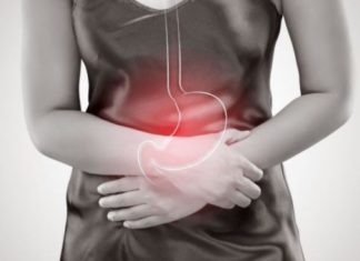 Njihni simptomat e gastritit