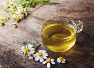 Me kamomil kundër simptomave të PMS-it