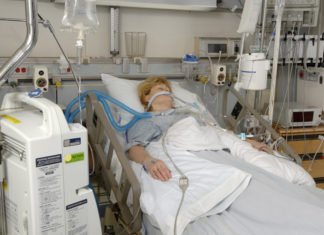 ANESTEZIOLOGËT I SQAROJNË ARSYET: Pse disa pacientë janë shtatë ditë në respirator, ndërsa disa për 30 ditë