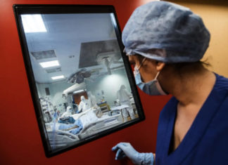 NJIHNI SHENJAT PARALAJMËRUESE: Këto janë të gjitha simptomat e njohura të koronavirusit; disa imitojnë ftohjen e zakonshme, të tjerat janë pasqyrë e gripit, ndërsa disa prej tyre janë bizarre (1)