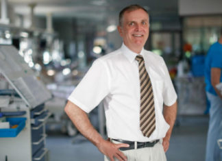 Dr. Ognen Gajiq nga Klinika Mayo: Pandemia e koronavirusit do të ndaloj vitin e ardhshëm