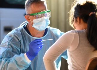 MENDONI SE JENI TË INFEKTUAR ME KORONAVIRUS – Kur është koha e duhur për të bërë testin?