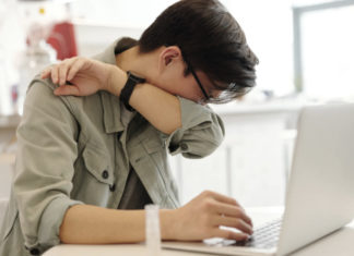 SQARIM PROFESIONAL: Si të dallojmë simptomat e COVID-19 dhe gripit dhe cila sëmundje shkakton raste më të rënda