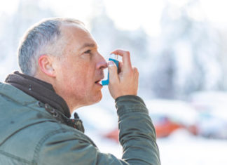 Rreziku i formës së rëndë të COVID-19 mund të varet nga lloji i astmës