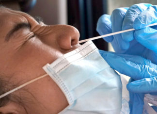 PARALAJMËRIMI MË I HERSHËM: Kjo simptomë e COVID-19 shfaqet para temperaturës së lartë