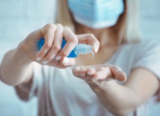 STUDIMI I RI PËRFUNDIMISHT ZBULON: A e dëmton përdorimi i shpeshtë i dezinfektuesve lëkurën e duarve?