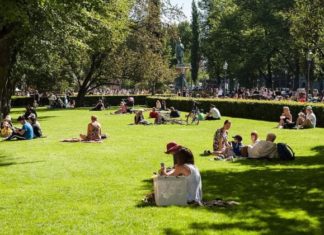 Cilat janë shanset për tu infektuar me llojin e ri të koronavirusit në ambient të hapur?