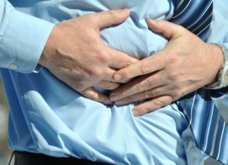 Keni shpesh dhimbje stomaku dhe keni probleme me tretjen? Mjekët paralajmërojnë për çrregullimin që po bëhet gjithnjë e më i zakonshëm