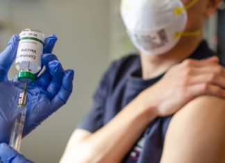 Nëse veprohet kështu, mund të shfaqen efekte anësore më të forta pas dozës së dytë të vaksinës