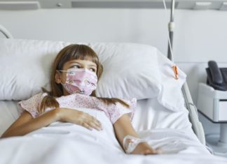 MJEKËT SHPJEGOJNË DHE ALARMOJNË TË BËNI KUJDES NDAJ SIMPTOMAVE: Adenovirusi është shkaku i rritjes së numrit të fëmijëve me hepatit