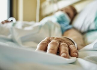 A DO TË KETË RRITJE TË NUMRIT TË TË INFEKTUARVE? Një valë e re e KOVID-it është në prag dhe është versioni më i keq i omicron